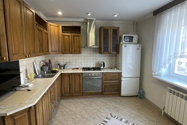 Аренда 2-ки Сиреневый б-р 4