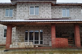 Дом, ул. Хуторская, д. 8