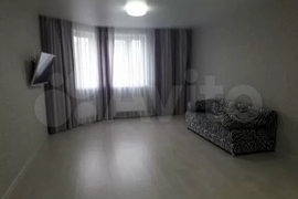 3-к. квартира, ул. Хрустальная, д. 44к4