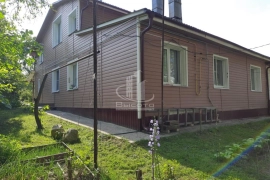 Дом 165 м² на участке 13,3 сот.