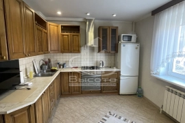 Аренда 2-ки Сиреневый б-р 4