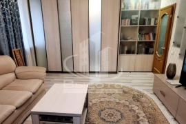 Продается 2комн квартира, ул. Карпова, д. 15
