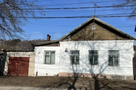 Дом 33,9 м² на участке 4,4 сот.