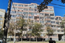 Продается 2-комн. квартира, ул. Московская, д. 80

