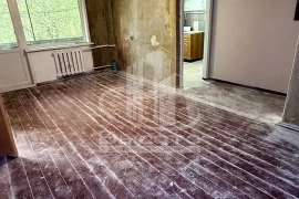 2-к. квартира, ул. Пл. Победы, д.4