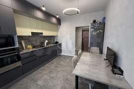 2-к. квартира, ул. 65 лет Победы, д. 35