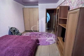 Продается 2-комн. квартира, ул. Карачевская, д. 1
