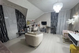 Таунхаус 326 м² на участке 2 сот.