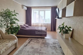 Продается 2-комн. квартира, ул. Гурьянова, д. 18к2

