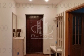 Продается 3-комн. квартира, ул. Сиреневый бульвар, д. 2

