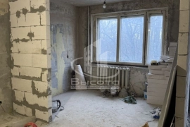 Продается 1-комн. квартира, ул. Дружбы, д. 15

