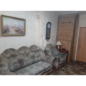 Продается 2-комн. квартира, ул. Воскресенская, д. 9А
